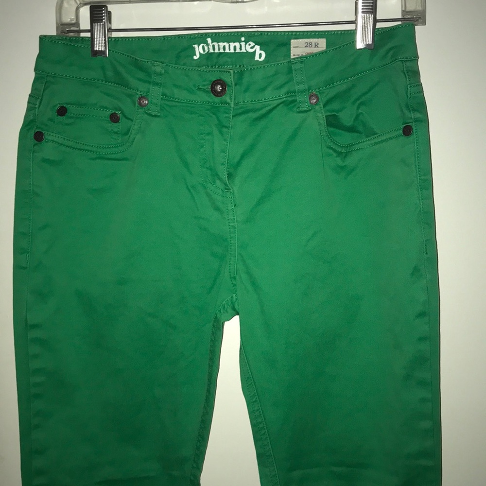 Jhonnie b amazingly cute -  28s